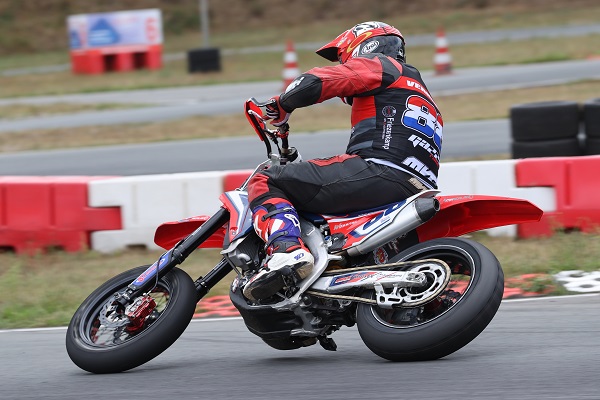 Supermoto Michelin Power Supermoto B2 test @SMX Racing