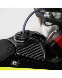 CMT CARBON TANK UPP. COVER